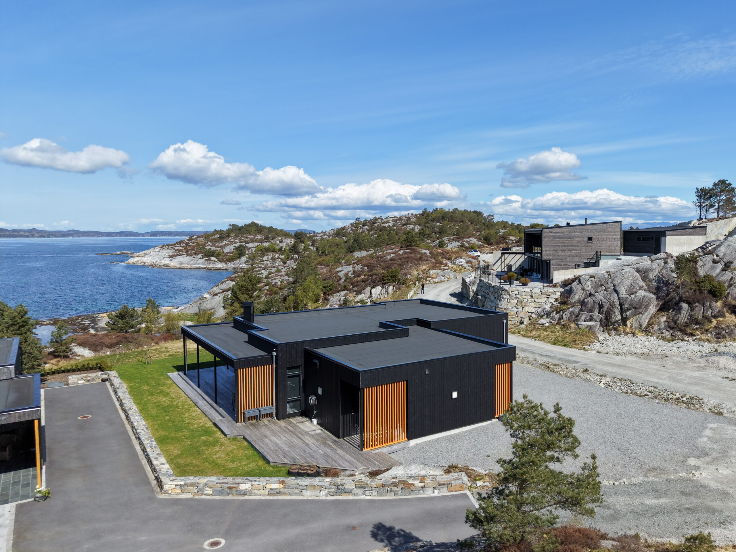 Moderne hus bygget på Kvitaneset i Sveio - Berge Hus